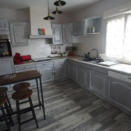 Les Myrtilles Saint-nabord, 5 Personnes, 4 Pièces Avec Garage Hébergement de vacances Saint-Nabord