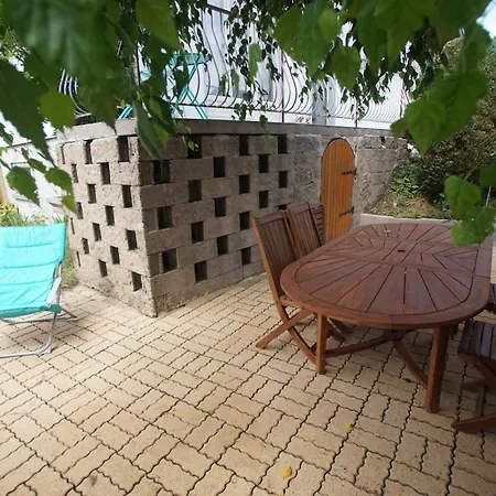 Hébergement de vacances Les Myrtilles Saint-nabord, 5 Personnes, 4 Pièces Avec Garage *